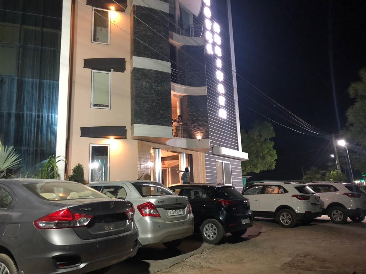 Hotel Shrinath Ābu Road المظهر الخارجي الصورة